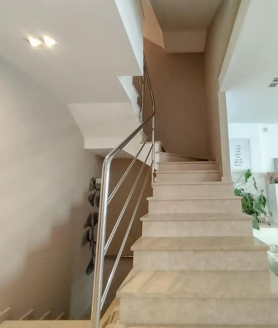Casa adosada en venta en Alquenència - Venècia