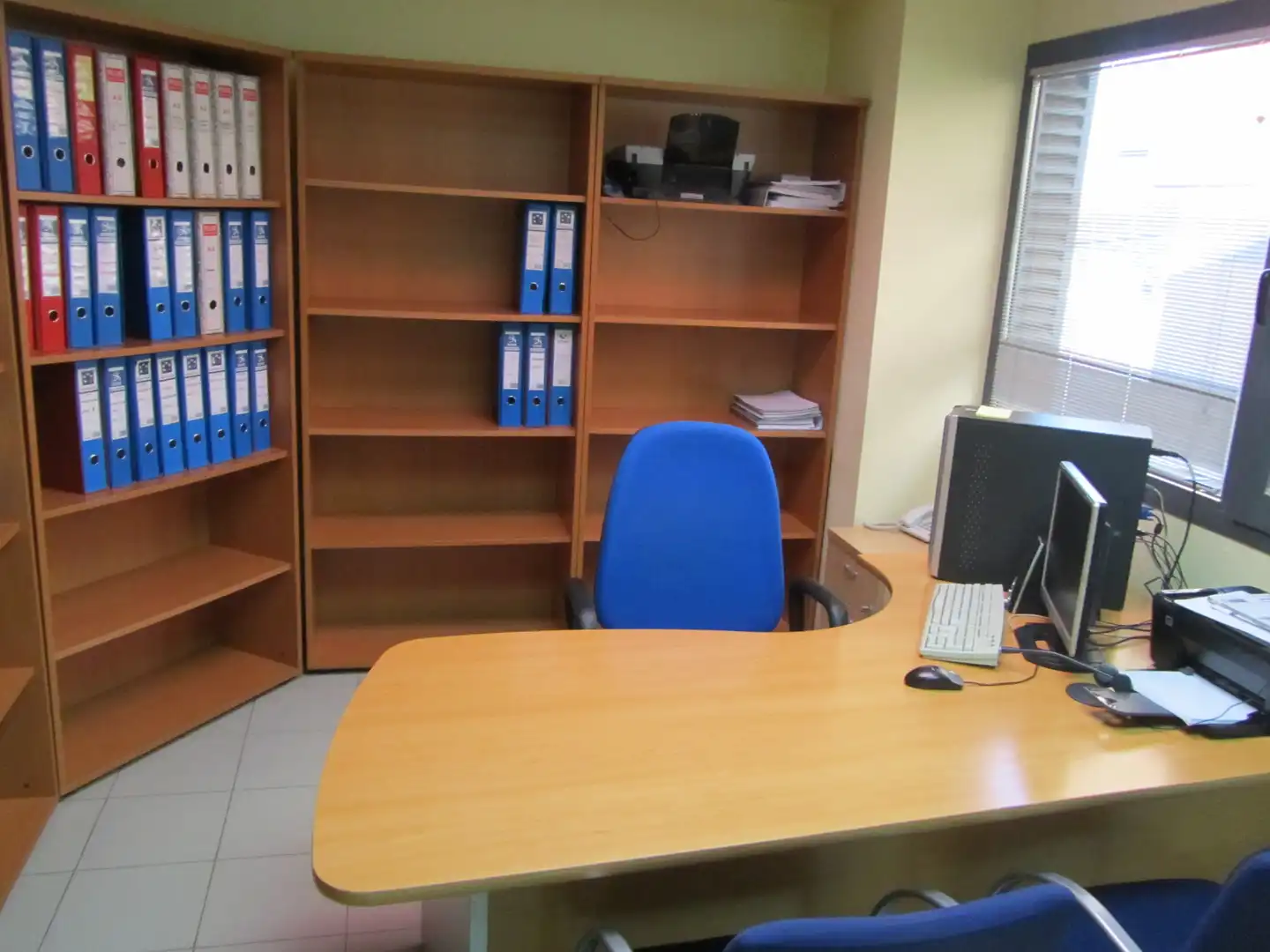 Büro zum Verkauf in Toledo mit Klimaanlage, Heizung und Abstellraum