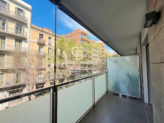 Piso en Venta en Carrer de París en La Nova Esquerra de l'Eixample