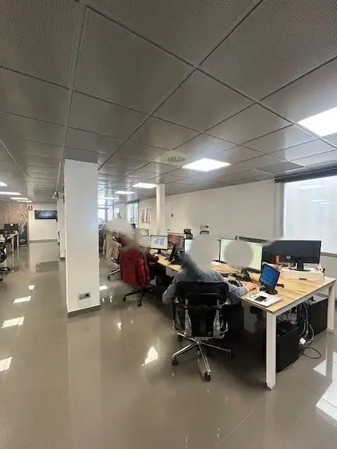 Office space with lift to rent in Eixample, imagen 5