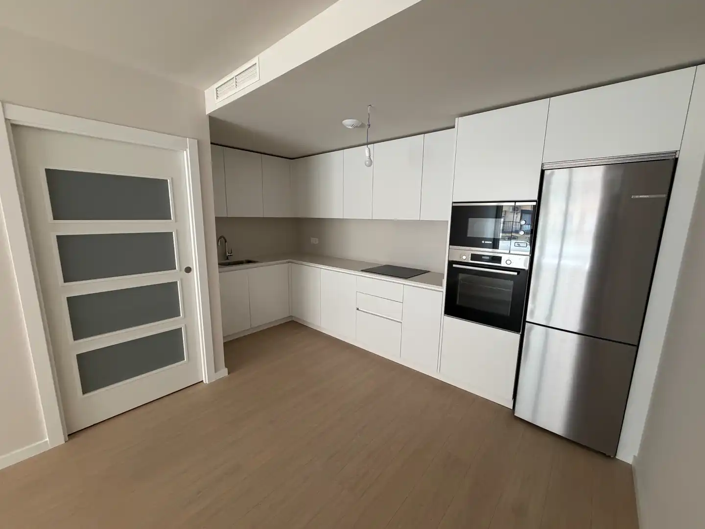Kitchen of Flat for sale in Valencia  with Air Conditioner, Parquet flooring and Terrace