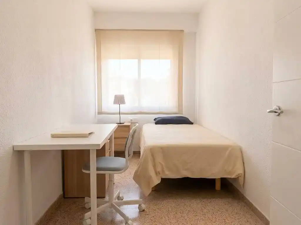 Bedroom of Flat for rent in Elche / Elx  with Air Conditioner, Furnished and Balcony