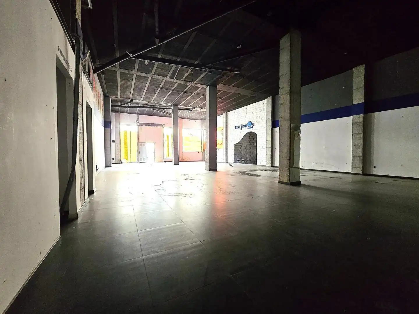 Local comercial de lloguer a Loja, imagen 9