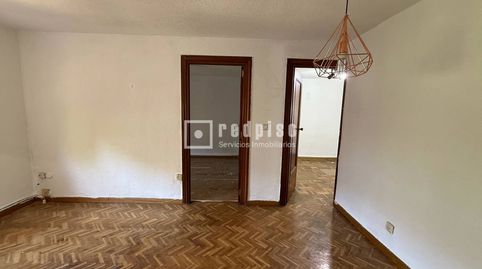 Foto 3 de Piso en venta en De Azcoitia, Buena Vista, Madrid Capital