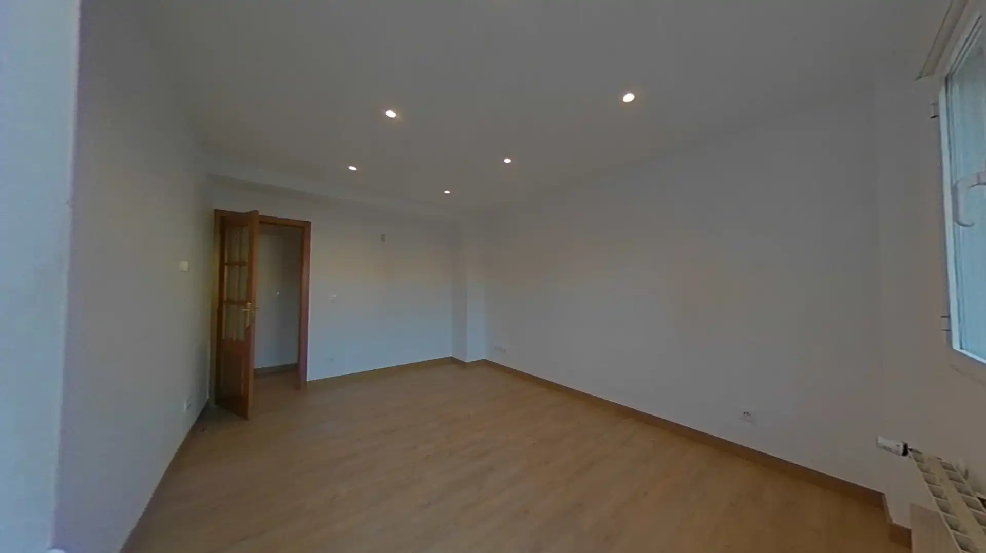 Habitación de Piso en venta en Madrid con Aire acondicionado y Calefacción