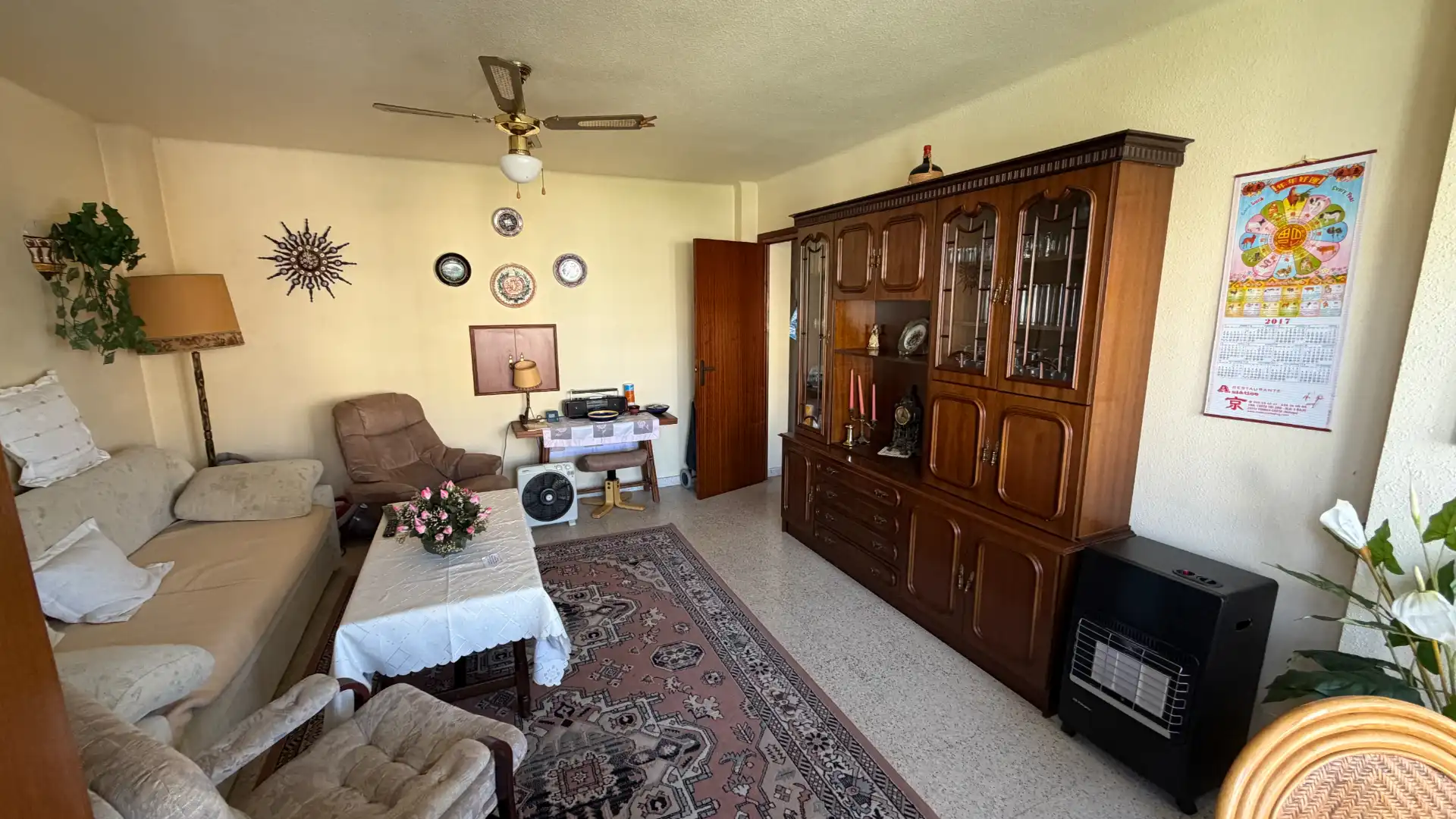 Wohnzimmer von Wohnungen zum Verkauf in Torrox mit Möbliert, Waschmaschine und Fernseher