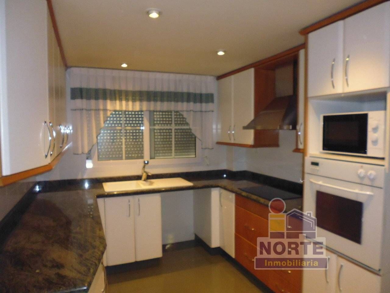 Kitchen of Flat to rent in Alcoy / Alcoi  with Heating and Balcony