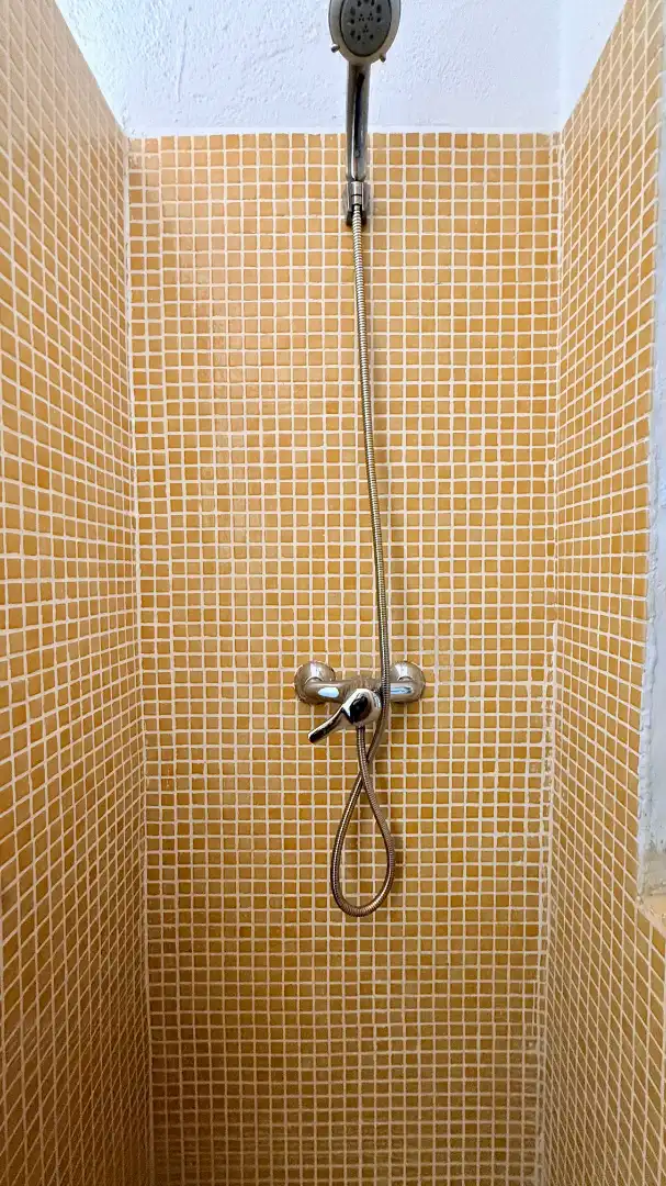 Baño de Casa adosada en venta en Barcelona con Aire acondicionado, Calefacción y Parquet