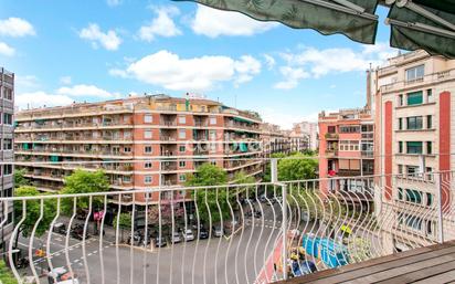 Vista exterior de Pis en venda en  Barcelona Capital amb Aire condicionat, Terrassa i Balcó