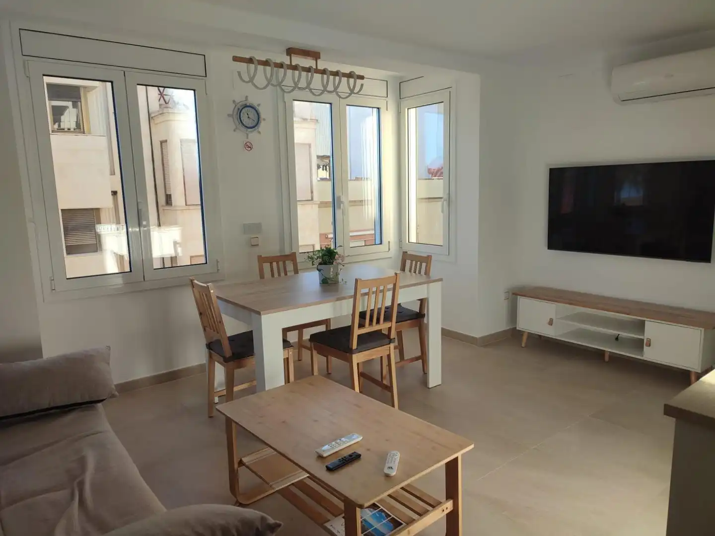 Wohnzimmer von Maisonette zum Verkauf in Vinaròs mit Klimaanlage, Heizung und Terrasse