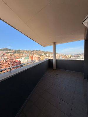 Piso en Venta en Avenida Meridiana en Ciutat Meridiana