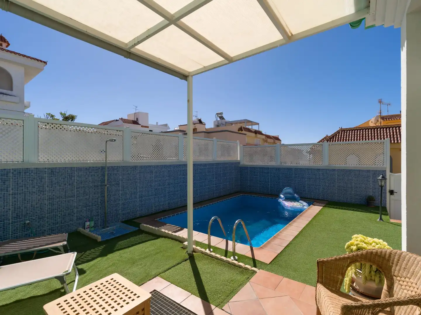 Piscina de Casa o xalet en venda en San Bartolomé de Tirajana amb Aire condicionat, Jardí privat i Terrassa