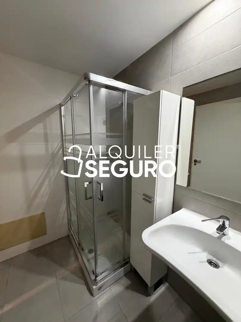 Bathroom of Flat for rent in Universidad