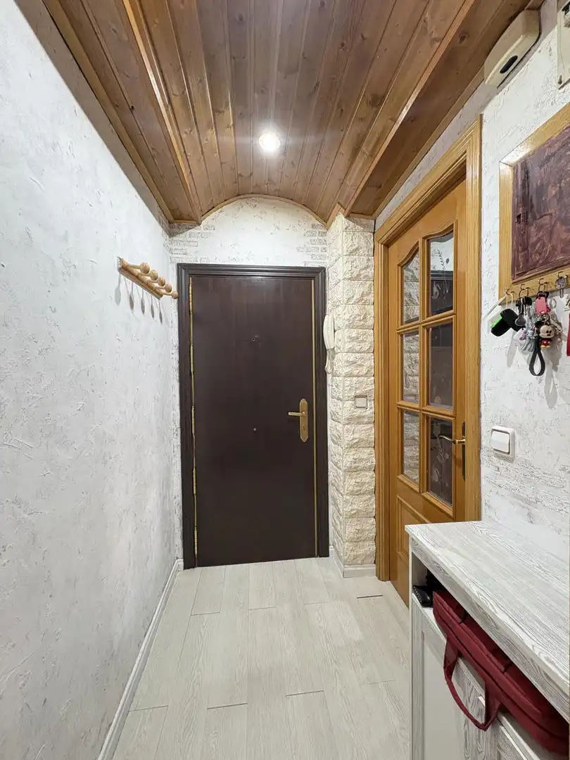 Flat for rent in Madrid  with Heating, Terrace and Furnished
