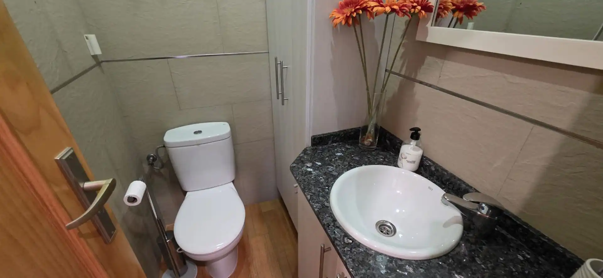 Baño de Piso en venta en Garrucha con Aire acondicionado, Calefacción y Terraza