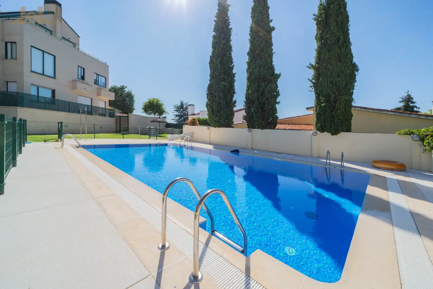 Piscina de Casa o xalet en venda en Pozuelo de Alarcón amb Aire condicionat, Calefacció i Jardí privat