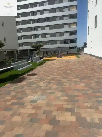 Terraza de Piso de alquiler en Elche / Elx con Aire acondicionado, Piscina y Amueblado