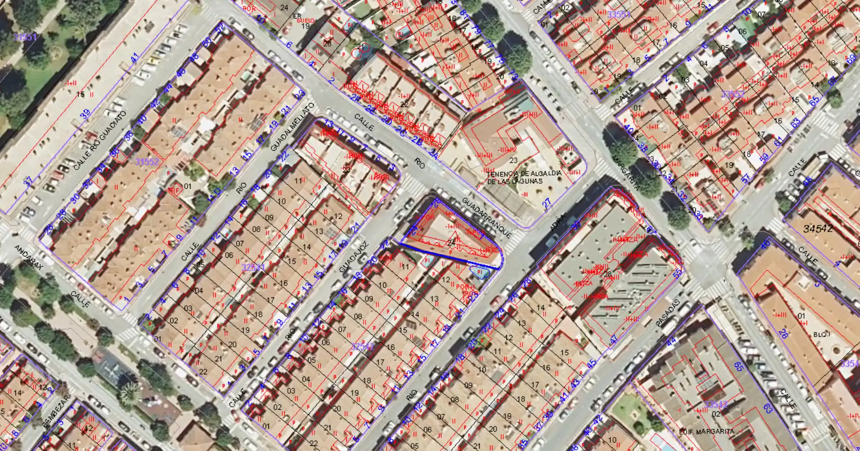 Chalet en venta en Calle Río Guadajoz 24, imagen 2