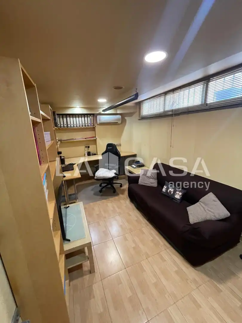 Houses for sale in La Línea de la Concepción  with Storage room and Balcony