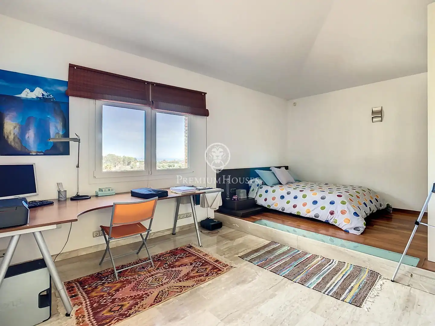 Habitación de Casa o chalet en venta en Badalona con Aire acondicionado, Calefacción y Jardín privado