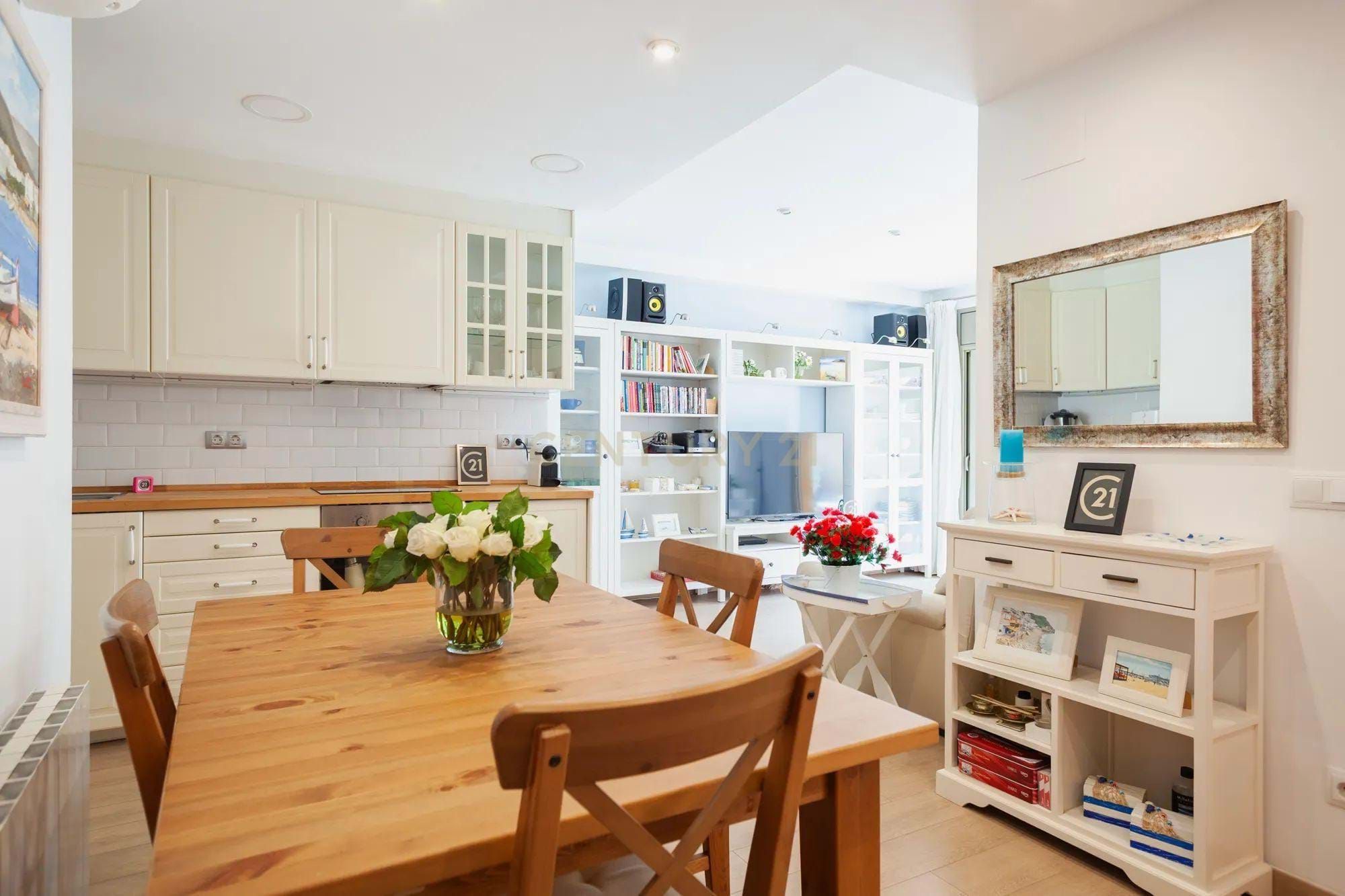 Kitchen of Flat for sale in Palamós  with Air Conditioner and Terrace