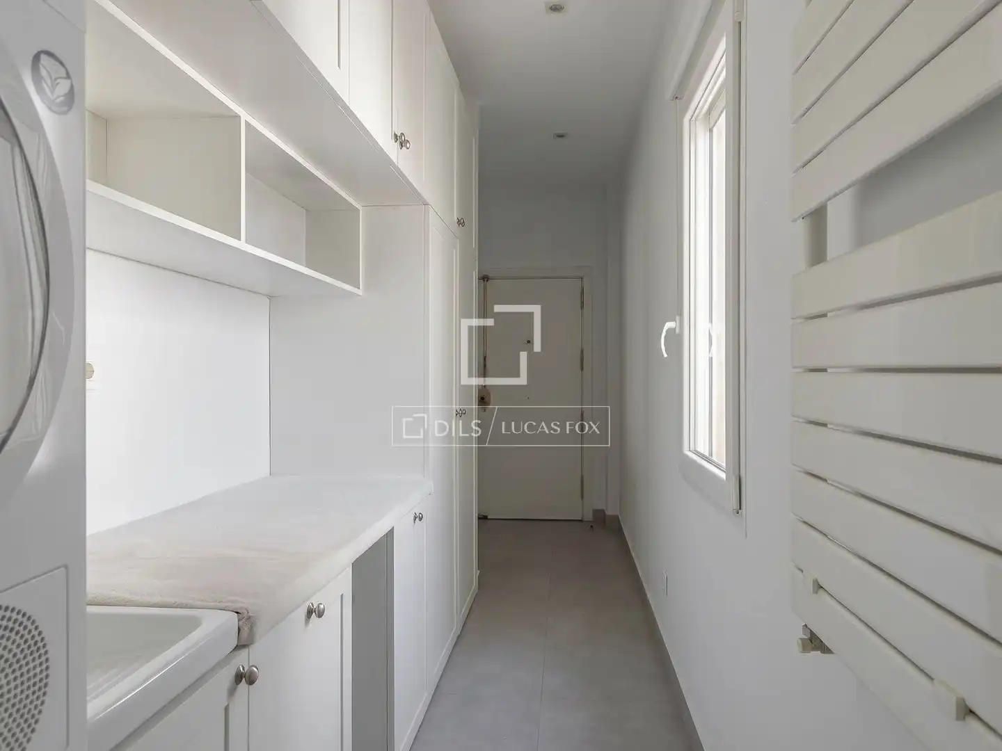 Attic for rent in Madrid  with Air Conditioner, Heating and Parquet flooring