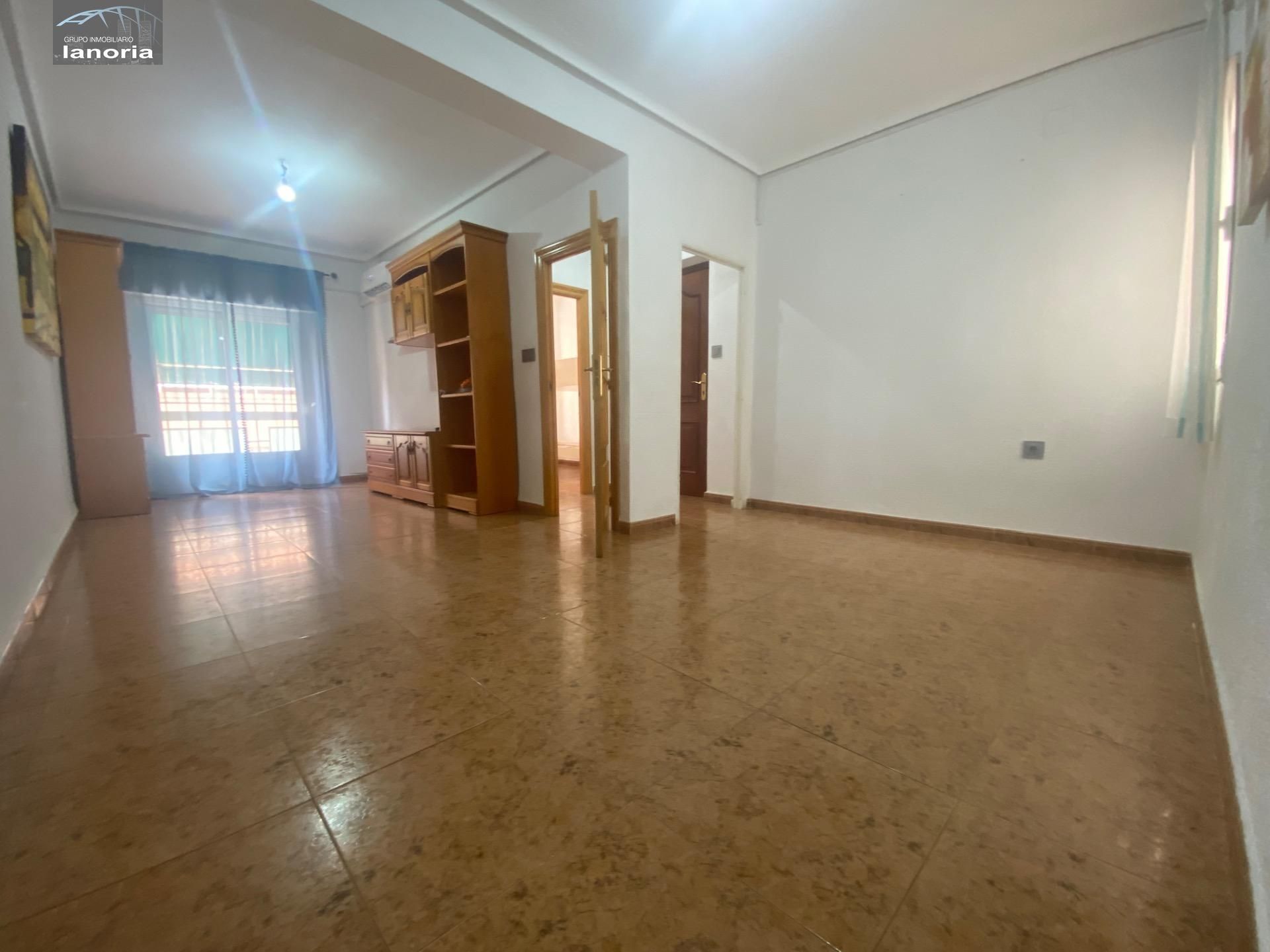 Flat for sale in Industria