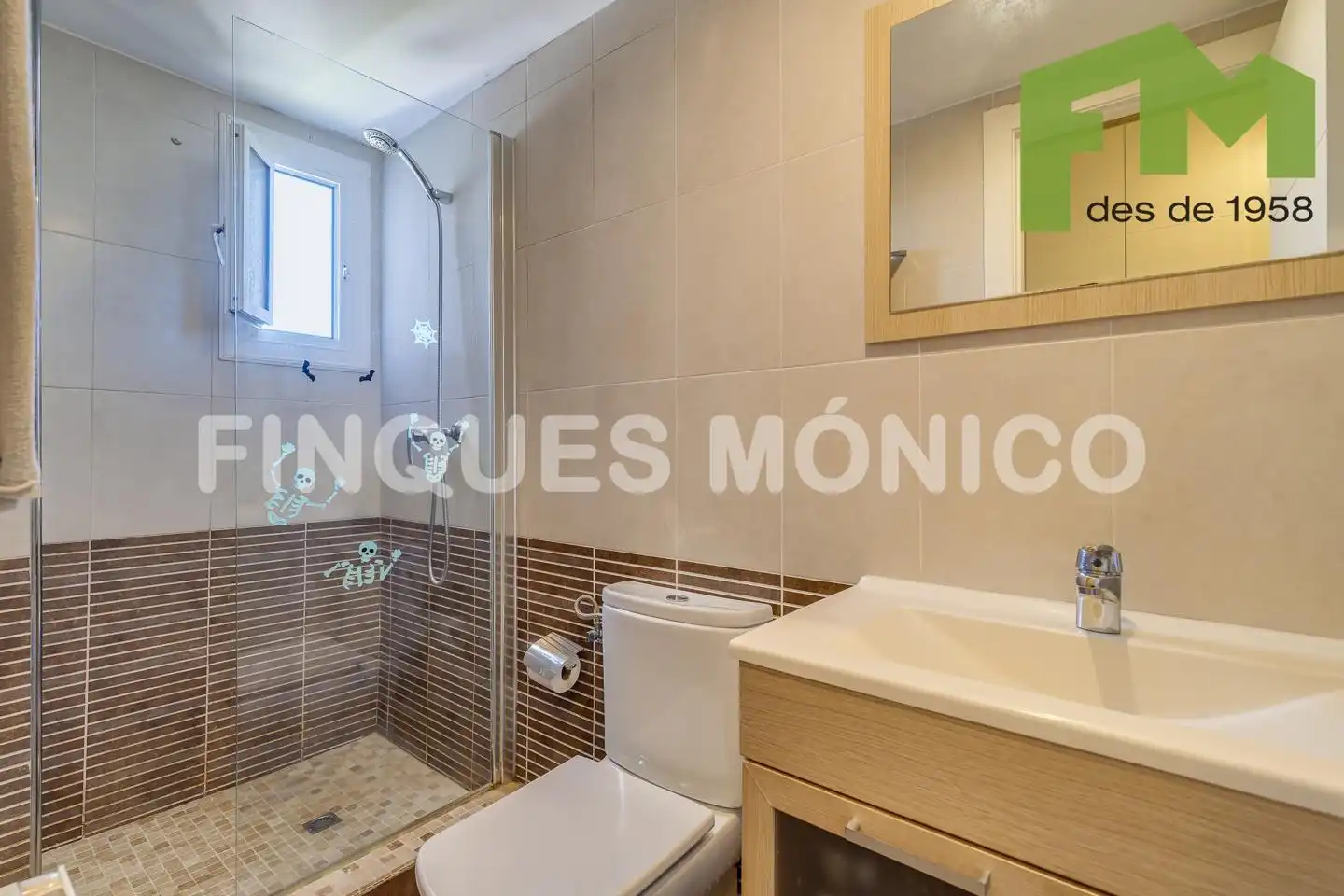 Baño de Piso de alquiler en Teià con Calefacción, Parquet y Terraza