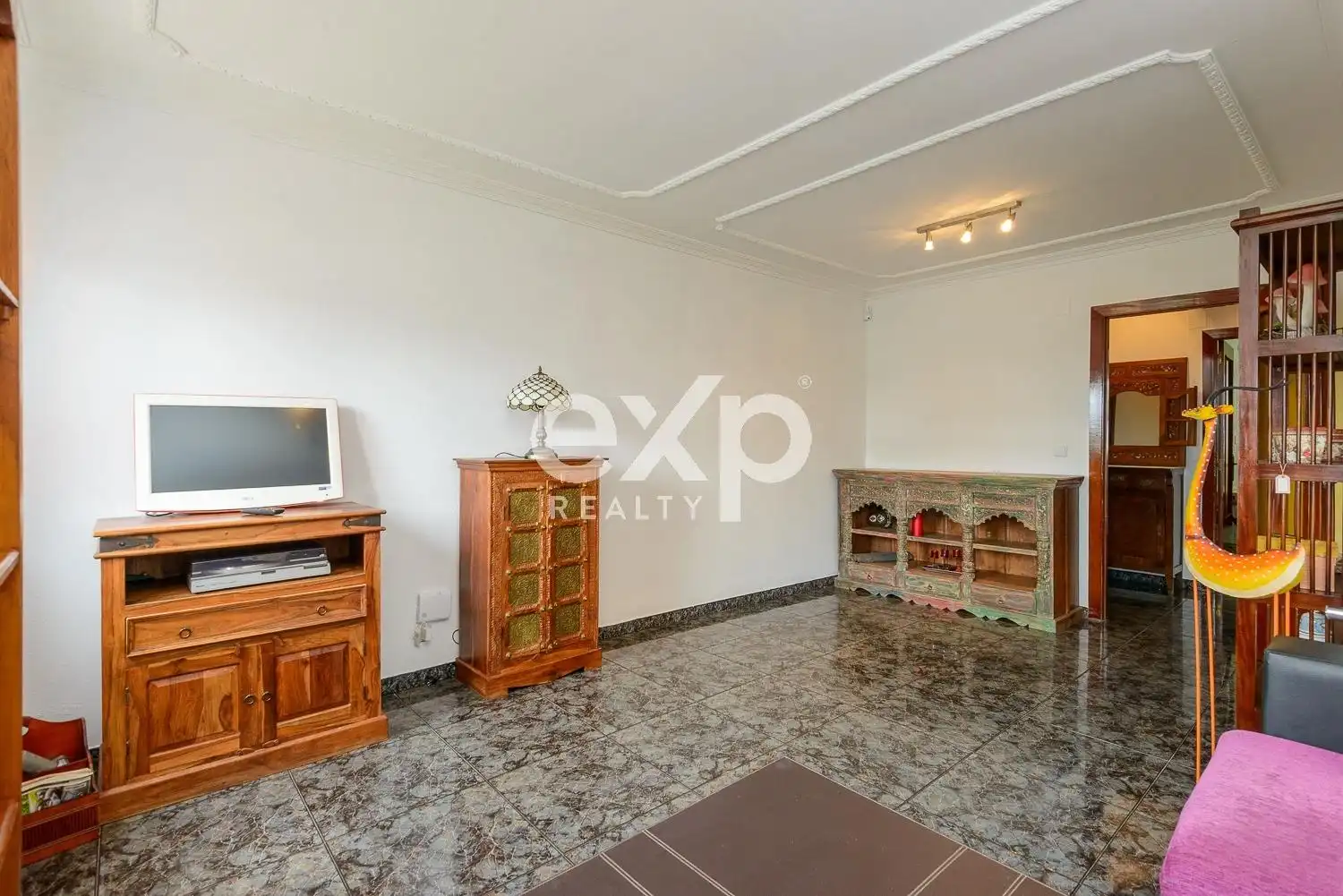 Sala d'estar de Pis en venda en Gijón  amb Calefacció i Moblat