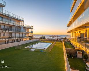 Piscina de Apartament en venda en Sant Andreu de Llavaneres amb Calefacció, Terrassa i Traster