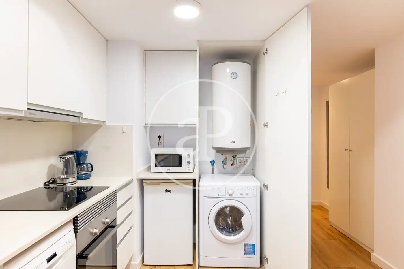 Kitchen of Flat for sale in Barcelona  with Air Conditioner, Heating and Community pool