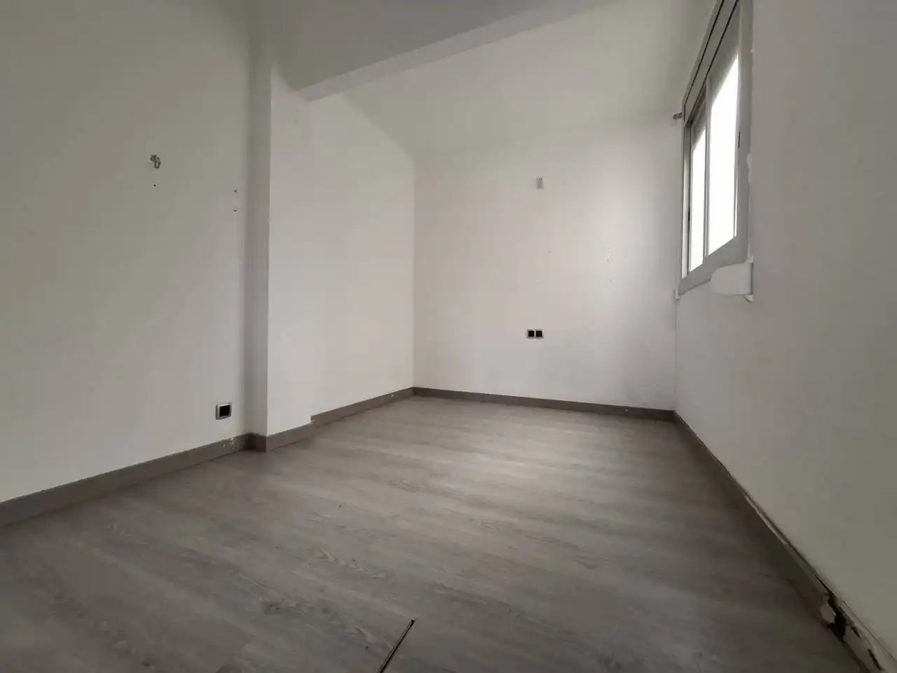 Bedroom of Attic for sale in Terrassa  with Parquet flooring