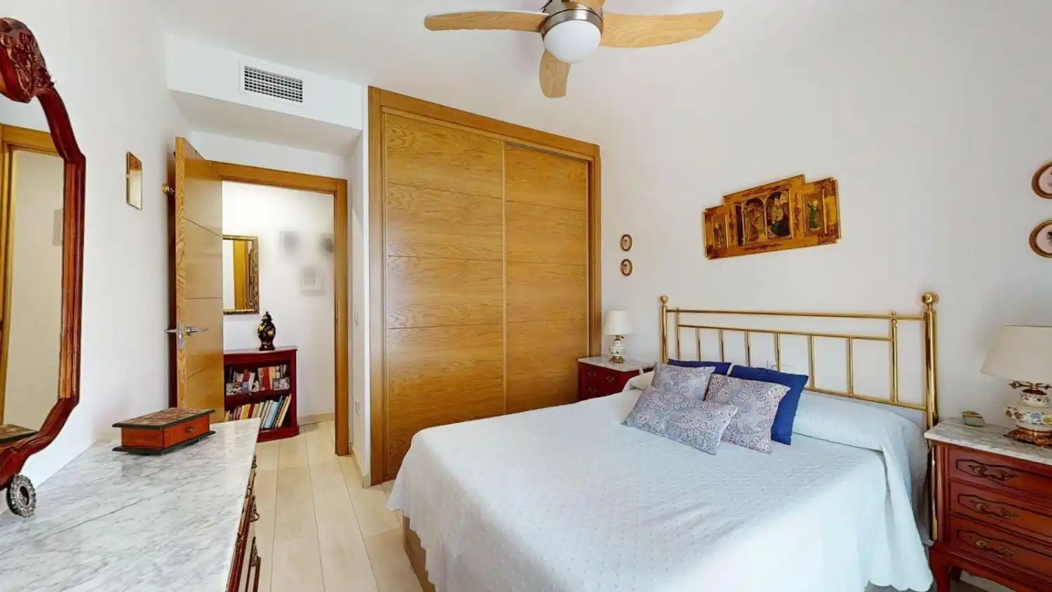Bedroom of Flat for sale in Córdoba