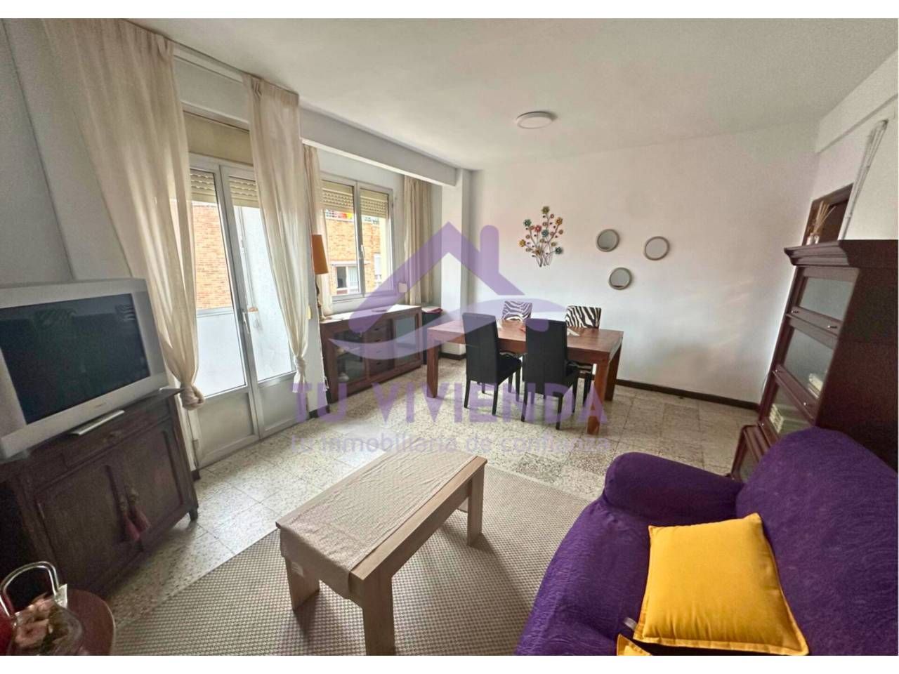 Sala d'estar de Pis en venda en Valladolid Capital amb Moblat