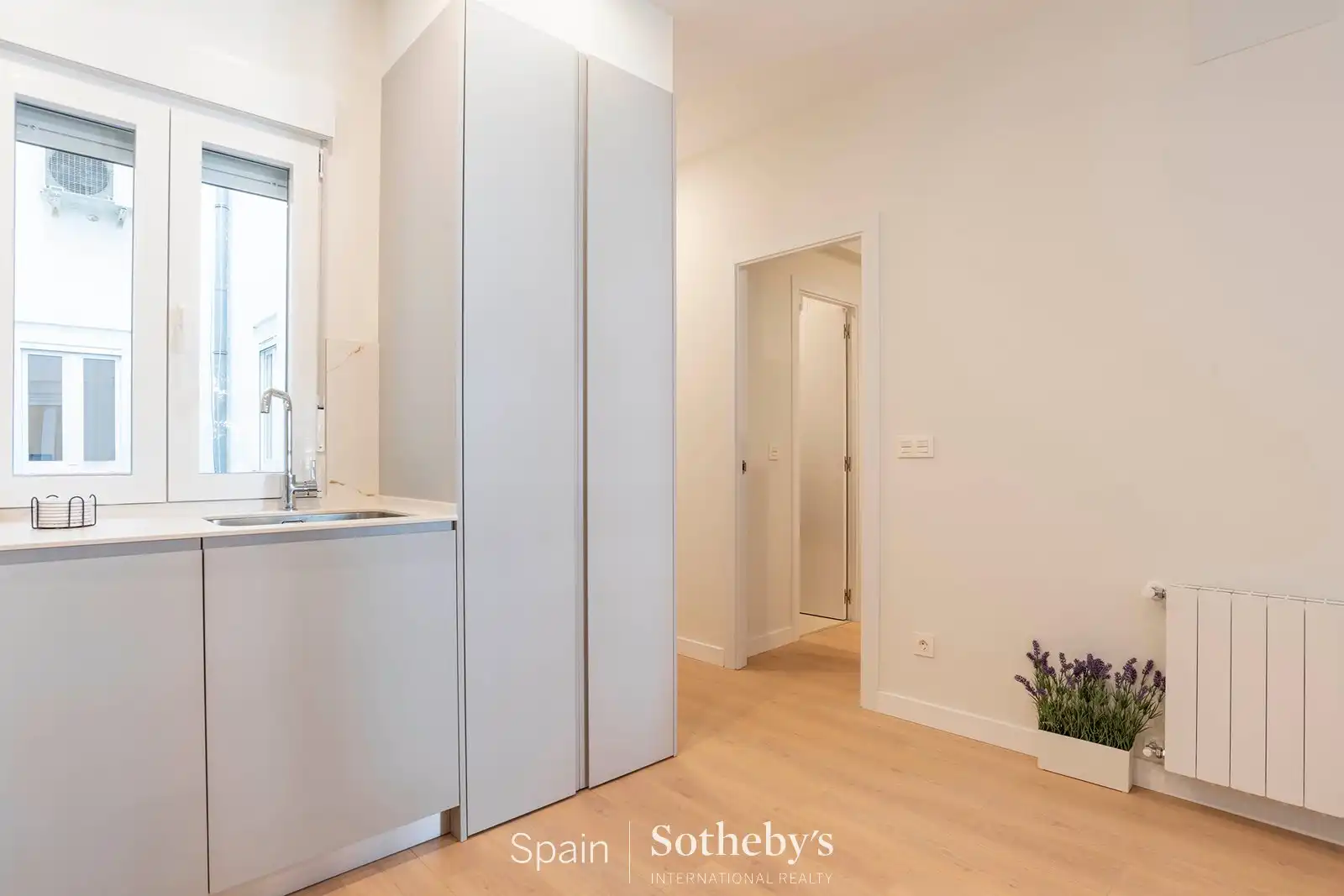 Apartment with lift for sale in Calle de Cavanilles, imagen 9
