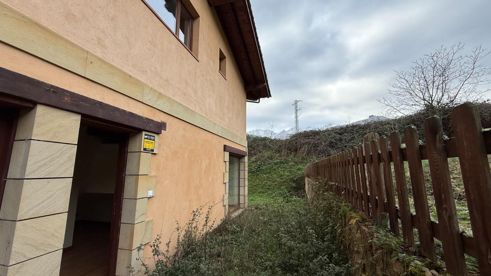 Exterior view of Apartment for sale in Vega de Liébana  with Private garden
