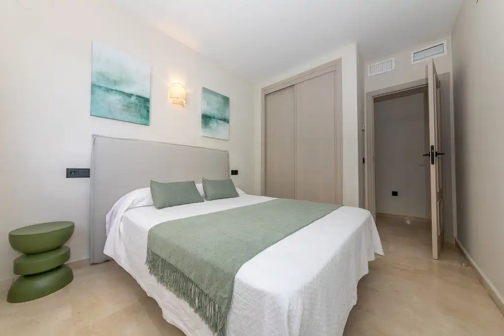 Bedroom of Apartments for rent in Fuengirola  with Air Conditioner, Terrace and Furnished