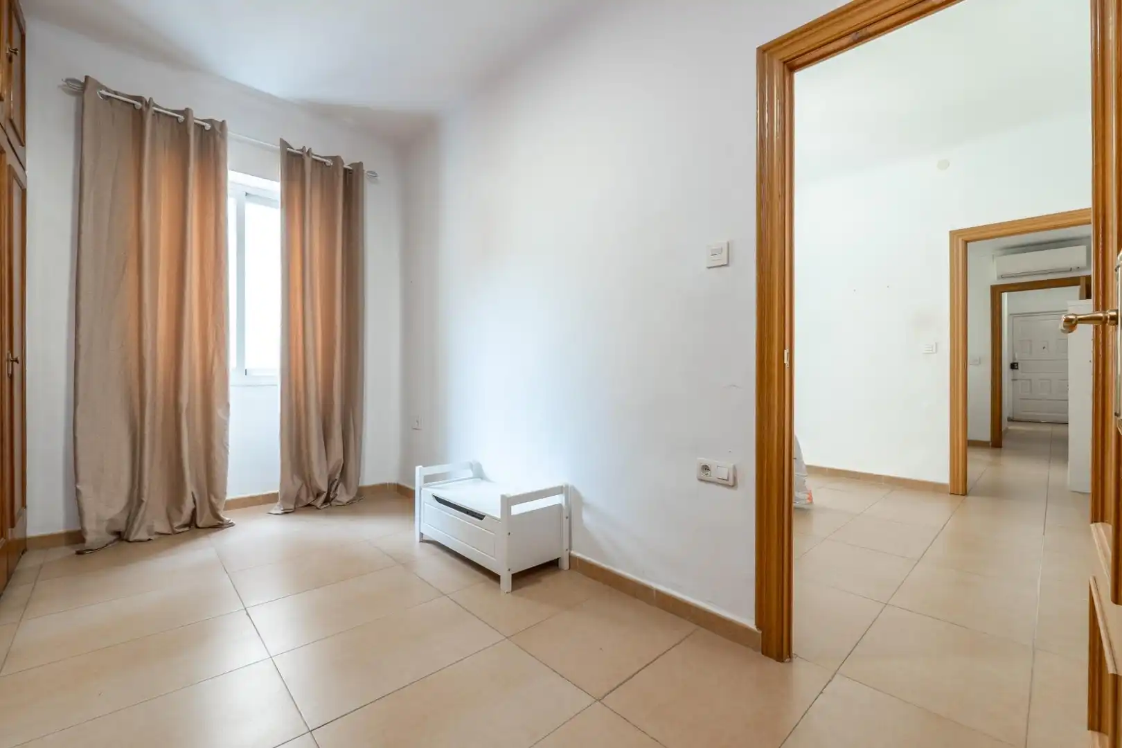 Wohnung zum Verkauf in Granada mit Klimaanlage