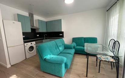 Living room of Flat to rent in  Madrid Capital  with Balcony