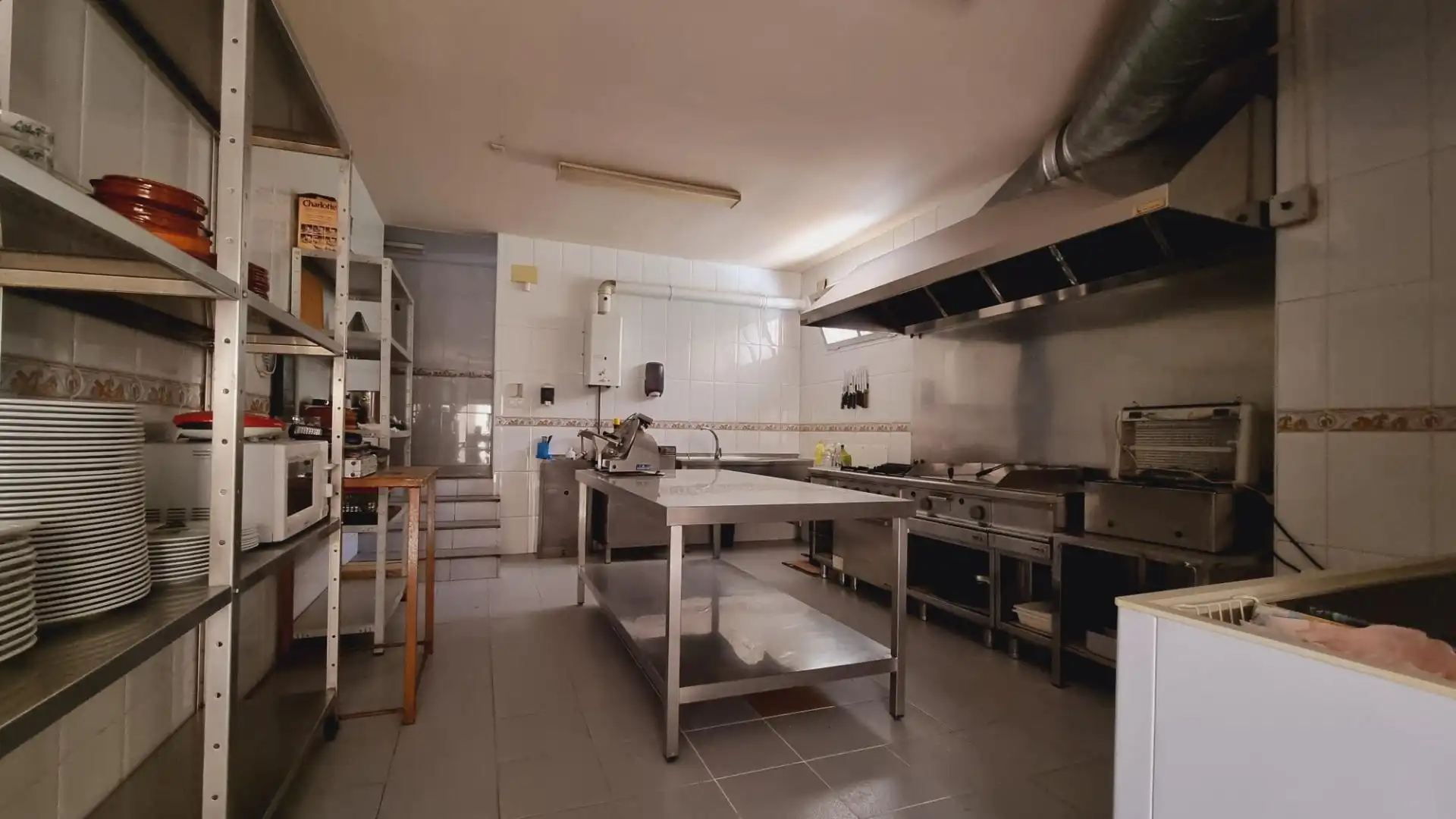 Cuina de Local en venda en Badajoz amb Moblat