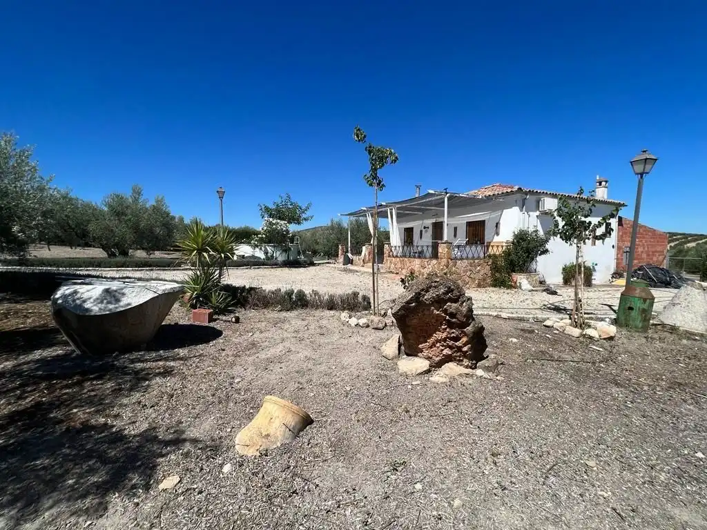 Finca rústica en venta en Martos