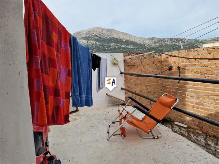 Vista exterior de Casa adosada en venda en Alfarnatejo