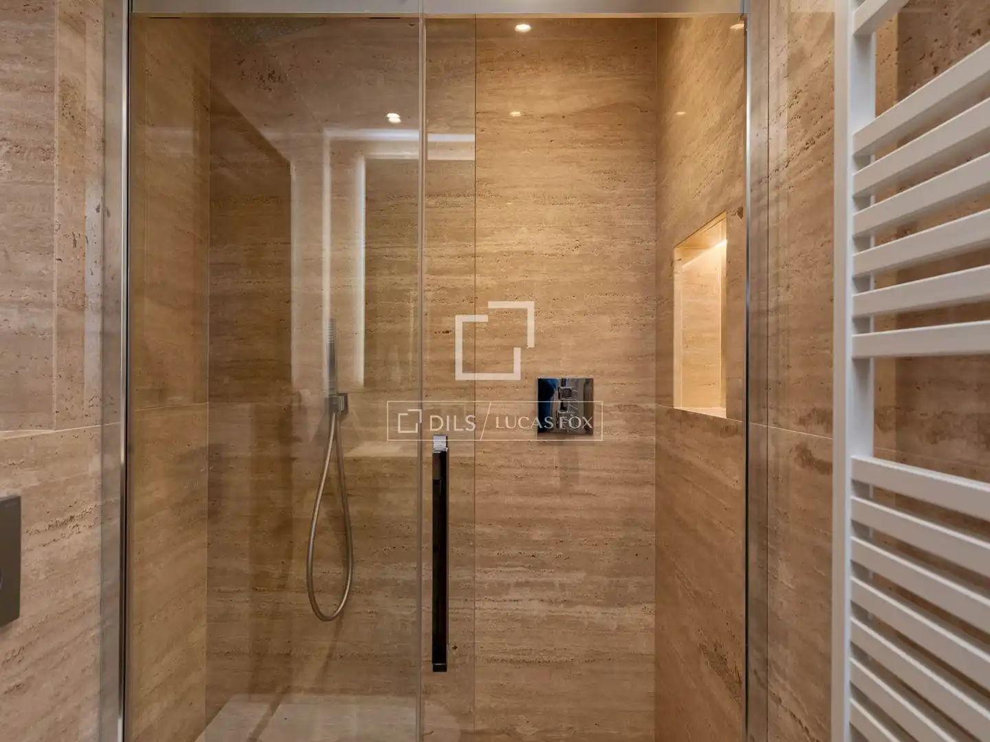 Bathroom of Houses for sale in Begur  with Air Conditioner, Heating and Private garden