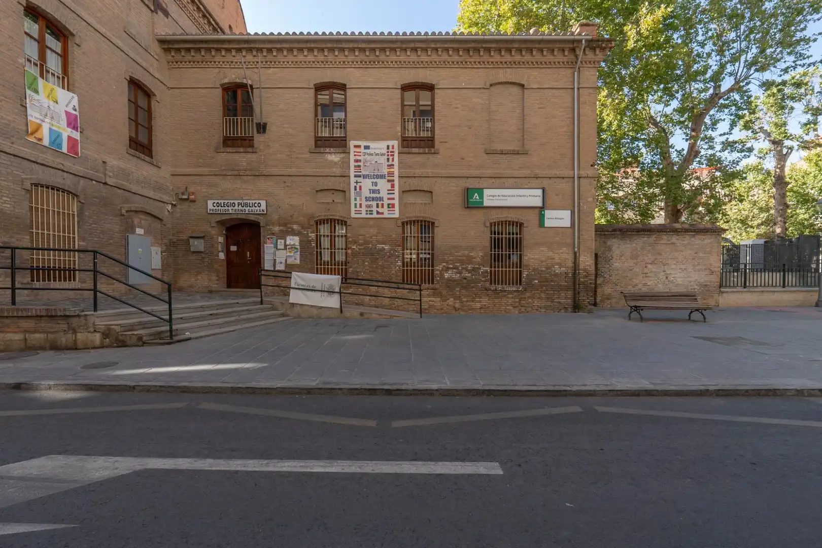 Außenansicht von Wohnung zur Miete in Granada mit Klimaanlage, Heizung und Möbliert