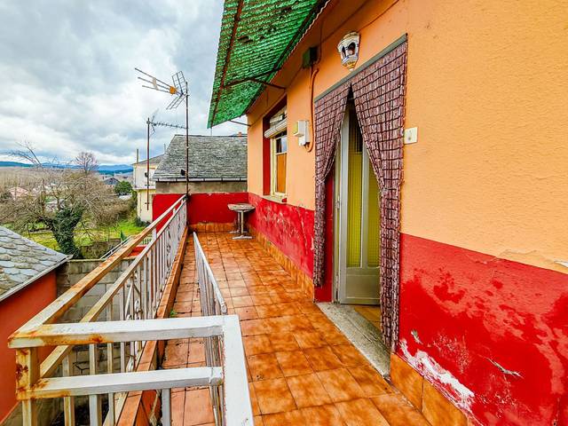 Casa-chalet en Venta en centro en Congosto