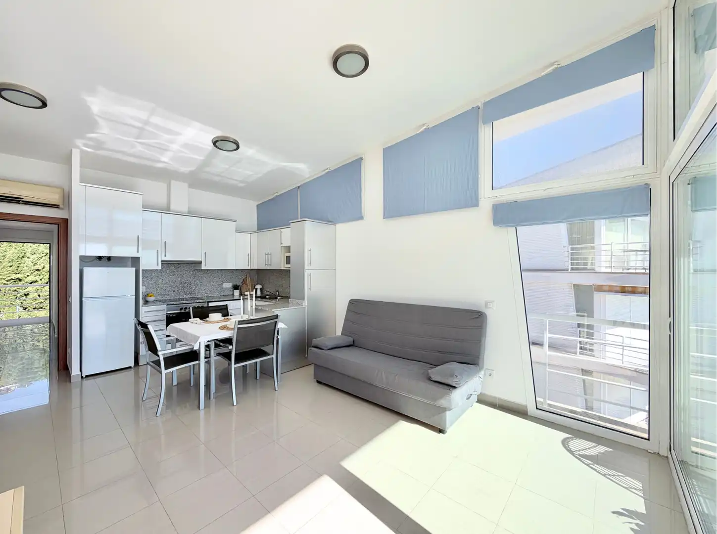 Living room of Flat for sale in Almadrava - Canyelles - Puig-Rom