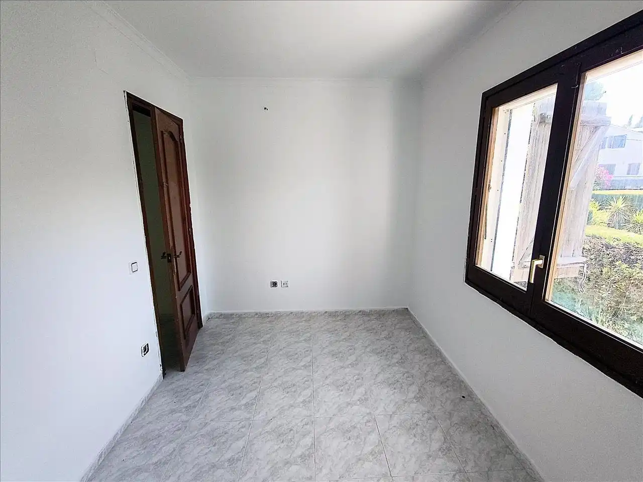 Bedroom of Houses for sale in Vallgorguina