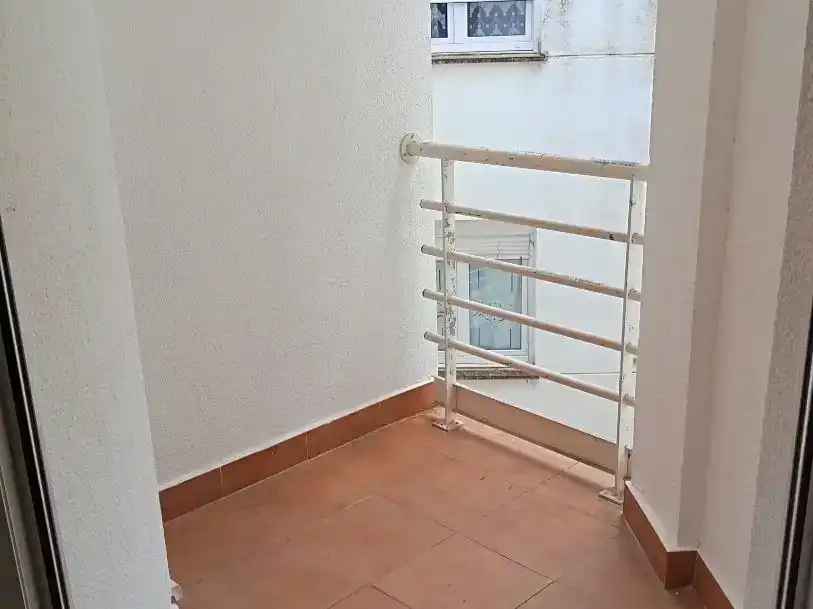 Terrassa de Pis en venda en Ampuero amb Balcó