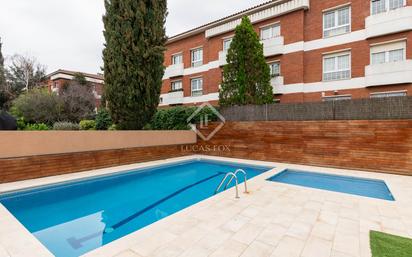 Swimming pool of House or chalet for sale in Sant Cugat del Vallès  with Heating, Private garden and Terrace