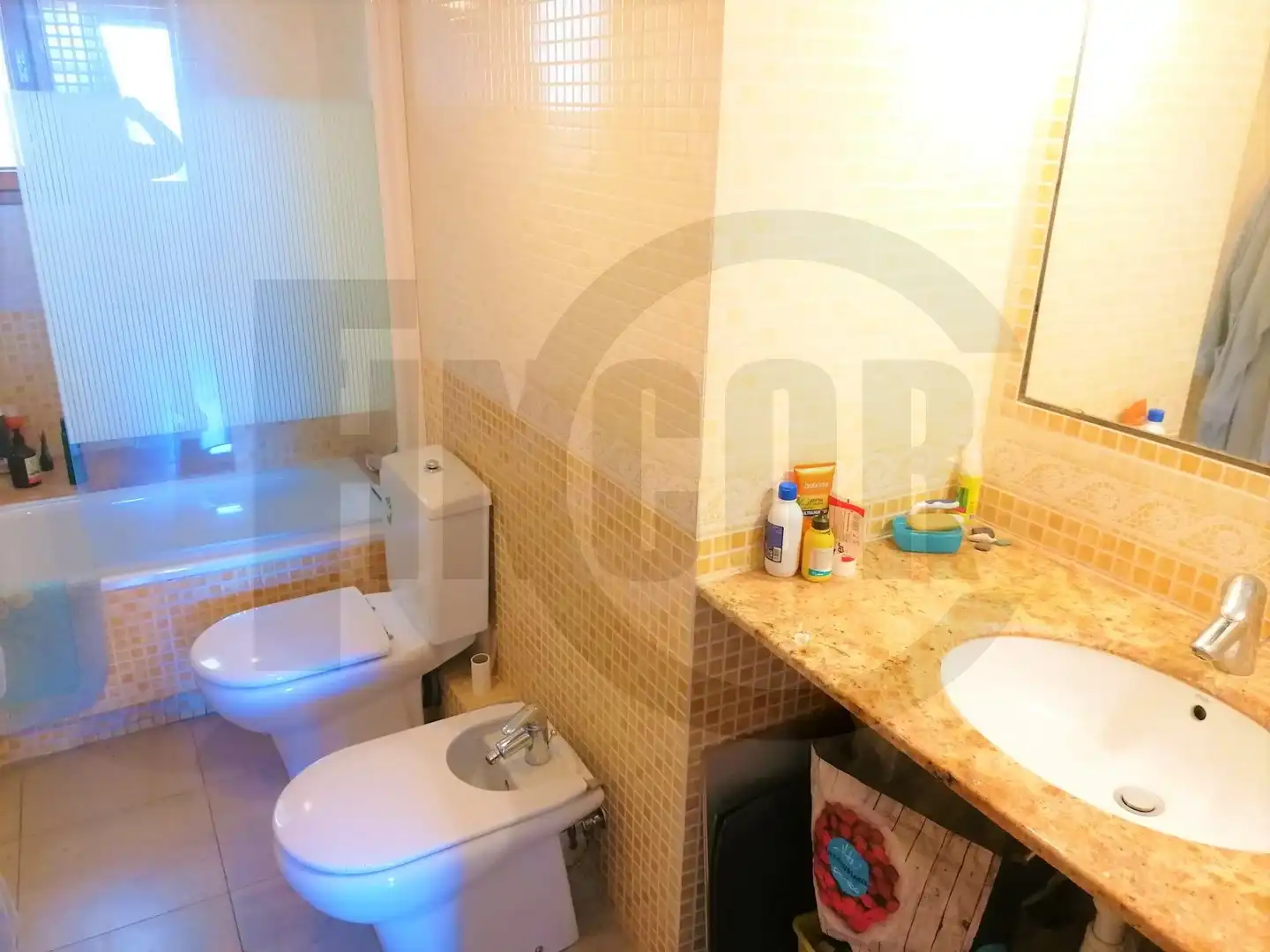 Baño de Piso en venta en Sabadell con Calefacción